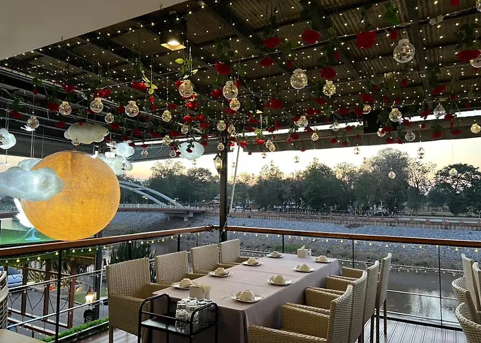 龙溪爱维尼酒店